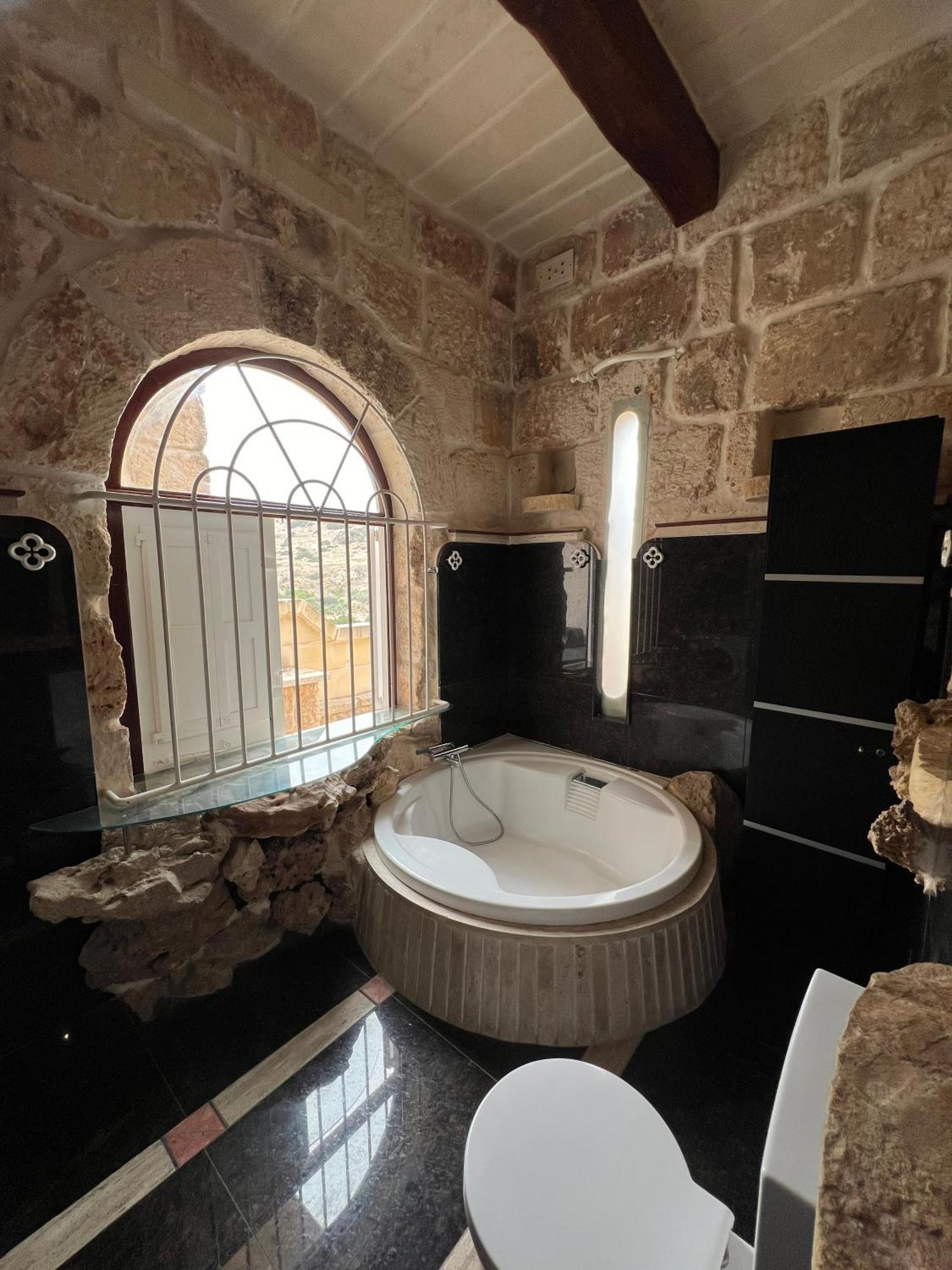 Traditional Maltese Home By Ma Properties St. Paul's Bay Exterior foto