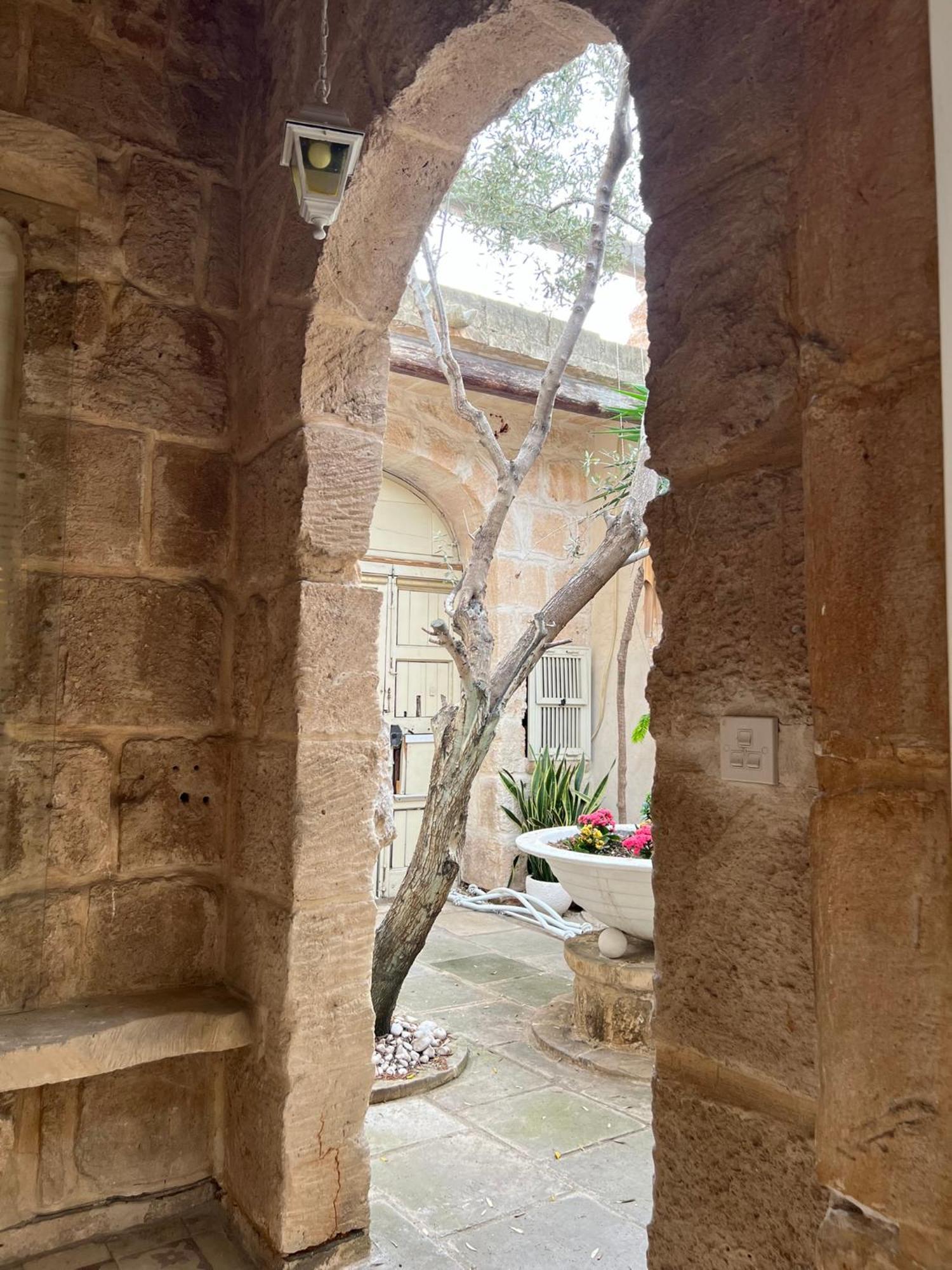 Traditional Maltese Home By Ma Properties St. Paul's Bay Exterior foto